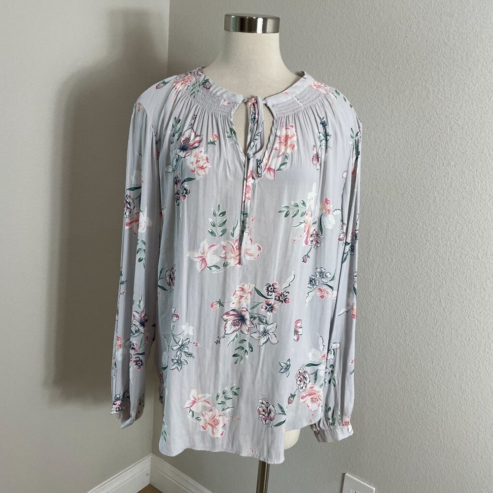 Torrid Womens Plus 3X Floral Long Sleeve Blouse Gray‎ Pink White Front Neck Tie